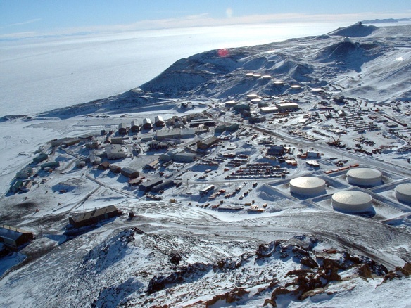 mcmurdo-from-ob-hill
